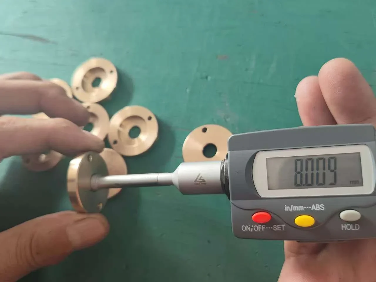 Food grade machinery spare parts inspection
